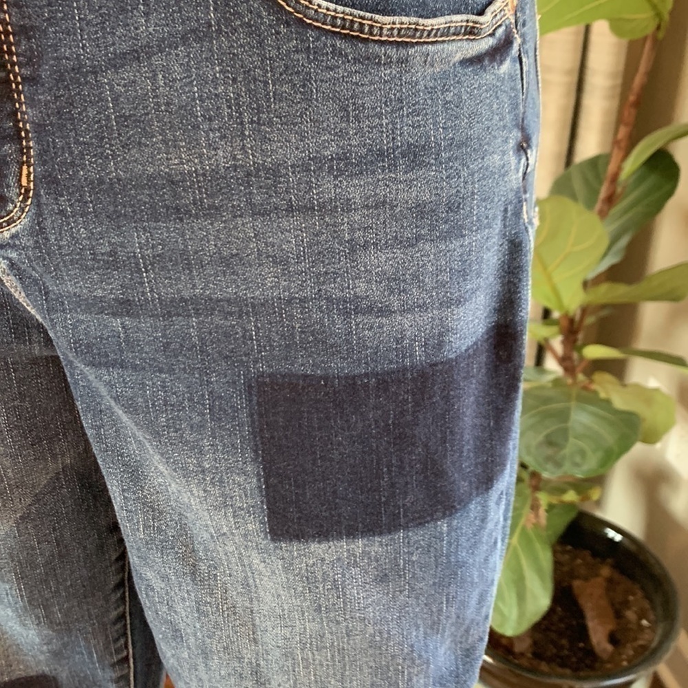 3-$30 Chico’s So Slimming sz 1 (medium) girlfriend ankle with floral embroidery - Picture 3 of 8